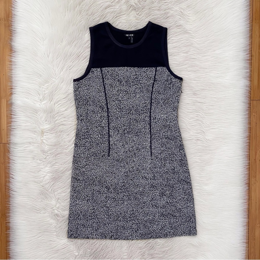 Nic + Zoe Black White Swirl Print Sleeveless Round Neck Professional Shift Dress
